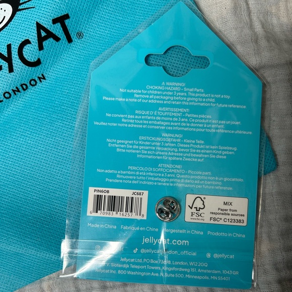 Jellycat Orange Bunny Enamel Pin - Picture 2 of 3